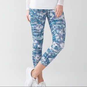 Lululemon capris